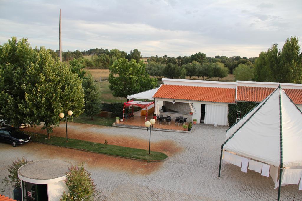 O Pelicano Bed and Breakfast Alfaiates Esterno foto