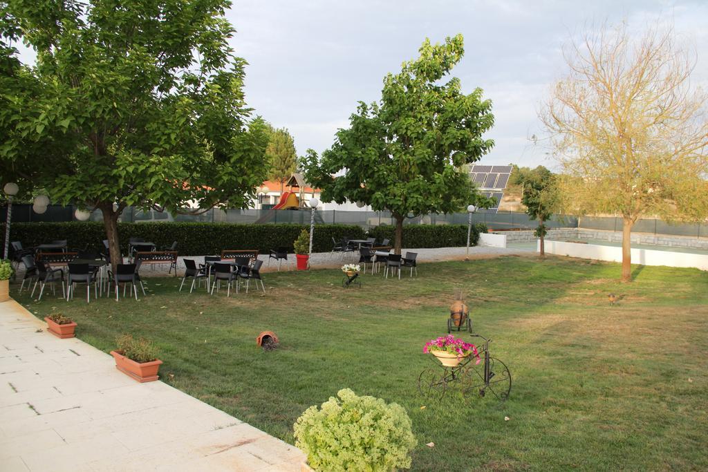 O Pelicano Bed and Breakfast Alfaiates Esterno foto