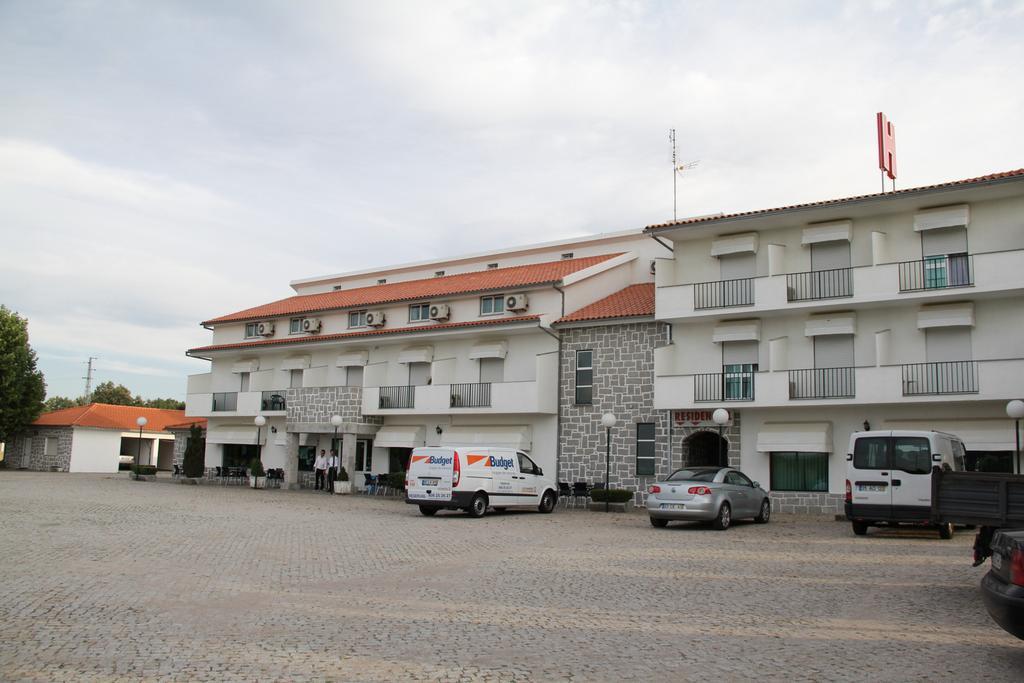 O Pelicano Bed and Breakfast Alfaiates Esterno foto